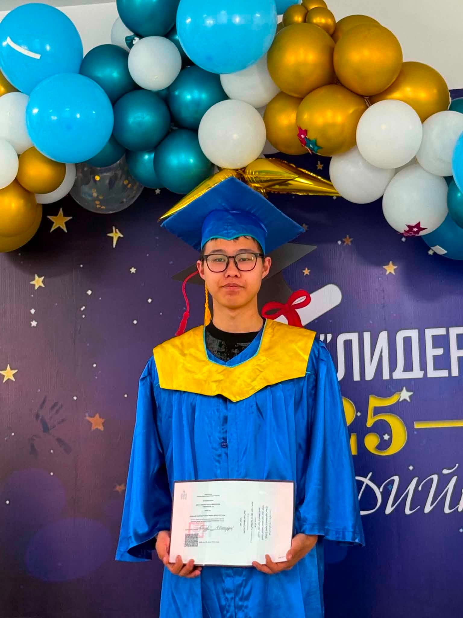 Лидер сургуулийн амьдралын зураг 3